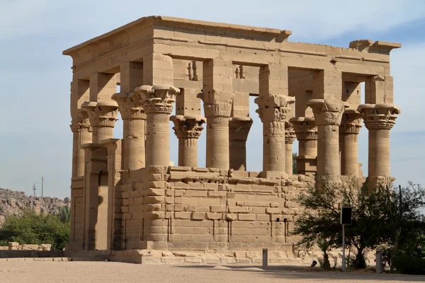 O Templo de Trajano de Philae no Egito — Fotografia de Stock