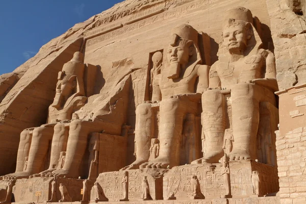 Os templos de Abu Simbel no Egito — Fotografia de Stock