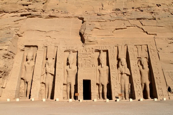 The temples of Abu Simbel in Egypt — Stock Photo, Image