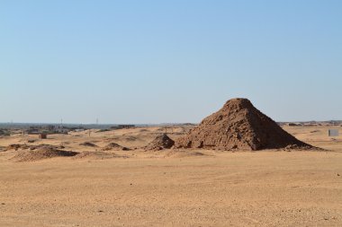 Jebel Barkal Sudan'daki piramitleri