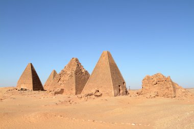 Jebel Barkal Sudan'daki piramitleri