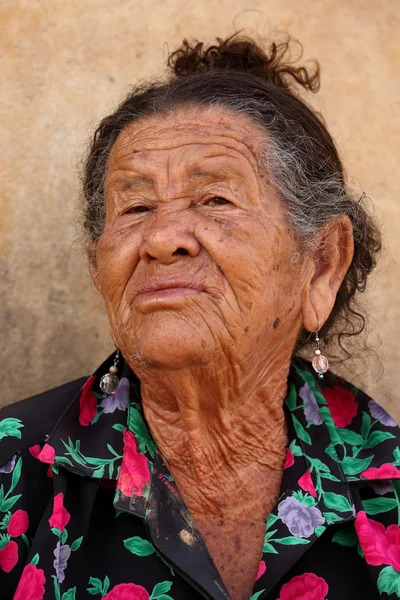 Stará žena z Brazílie — Stock fotografie