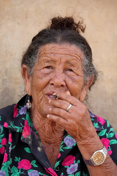 Mulher velha do Brasil — Fotografia de Stock