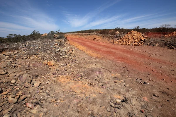 Strada nella campagna del Brasile caatinga — Foto Stock