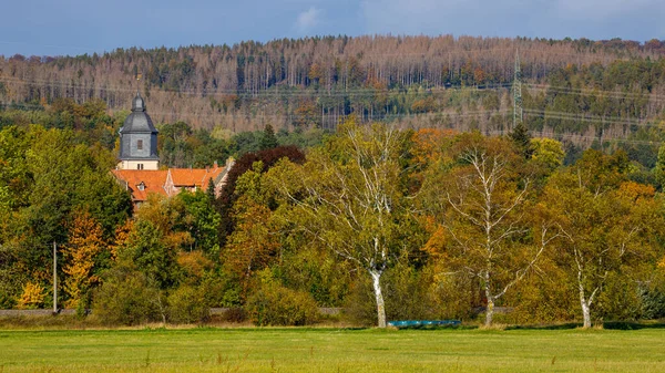 ドイツのヘルスハウゼンの歴史的教会 — ストック写真