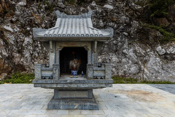 越南下江环城的小庙宇 — 图库照片