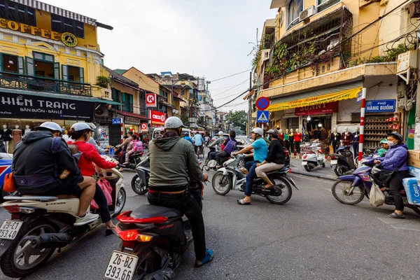 Caos Del Tráfico Las Calles Hanoi Vietnam Noviembre 2019 — Foto de Stock