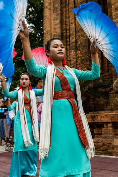 Tradycyjny Taniec Cham Świątyni Nagar Nha Trang Wietnamie Grudzień 2019 — Zdjęcie stockowe