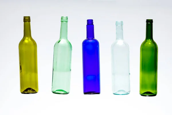 Fem Färgglada Tomma Vinflaskor — Stockfoto