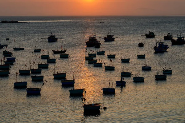 Barcos Pesqueros Bahía Mui Vietnam — Foto de Stock