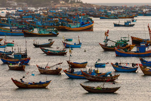 Barcos Fisher Baía Mui Vietnã — Fotografia de Stock