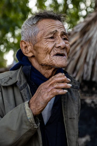 Portret Van Een Oude Man Vietnam — Stockfoto