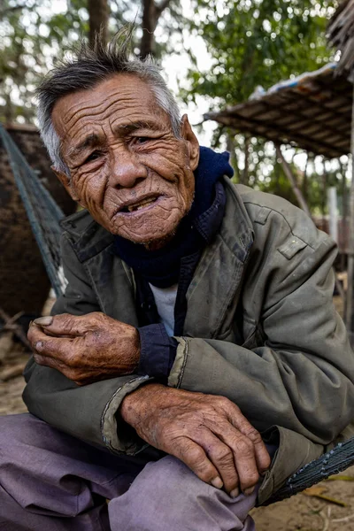 Portret Van Een Oude Man Vietnam — Stockfoto