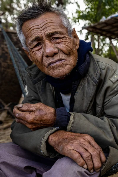 Portret Van Een Oude Man Vietnam — Stockfoto