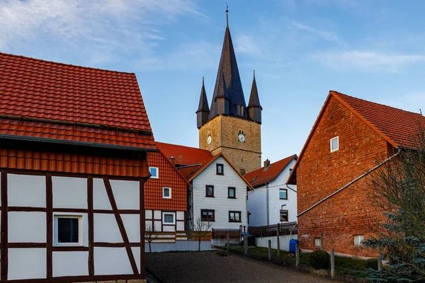 Das Dorf Und Die Kirche Von Netra Hessen — Stockfoto