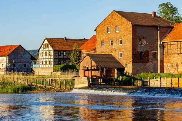 Wioska Sallmannshausen Nad Rzeką Werrą Turyngii — Zdjęcie stockowe