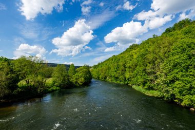 Thruingia 'daki Creuzburg' daki Werra Nehri Vadisi