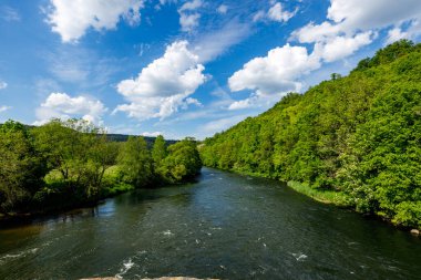 Thruingia 'daki Creuzburg' daki Werra Nehri Vadisi