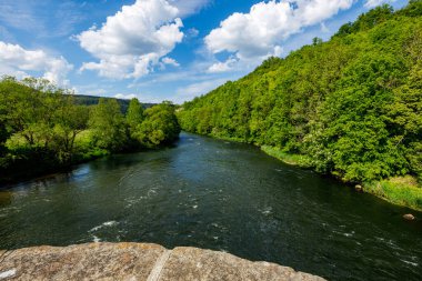 Thruingia 'daki Creuzburg' daki Werra Nehri Vadisi