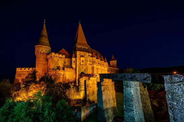 Castillo Hunedoara Rumania — Foto de Stock