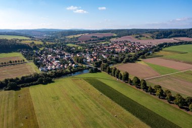 Almanya 'nın Thüringen kentindeki Werra Vadisi' ndeki Lauchrden köyü.