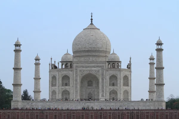 På taj mahal i agra Indien — Stockfoto