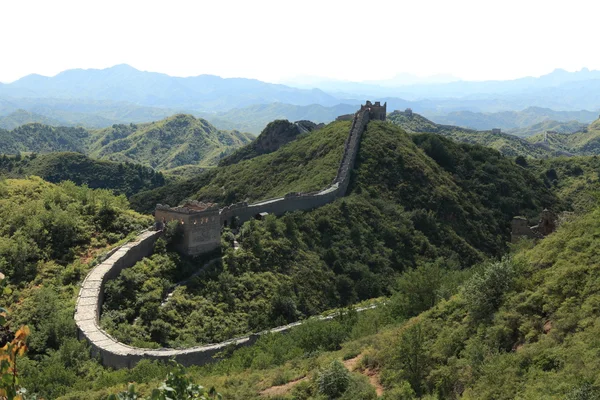 De grote muur van China dicht bij Jinshanling — Stockfoto