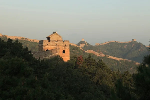 Salida del sol en la Gran Muralla de China —  Fotos de Stock