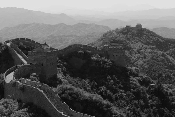 De grote muur van China dicht bij Jinshanling — Stockfoto