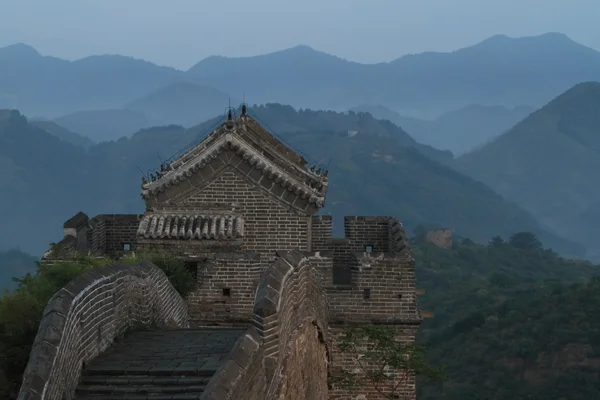 The Chinese Wall at Jinshanling with Sunrise early in the Morning — Stock Photo, Image