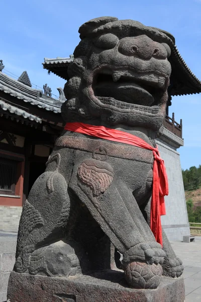 Lion chinois du monastère de Yungang à Datong Chine — Photo