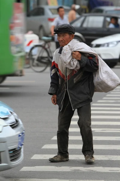 Stackars mannen i Kina — Stockfoto