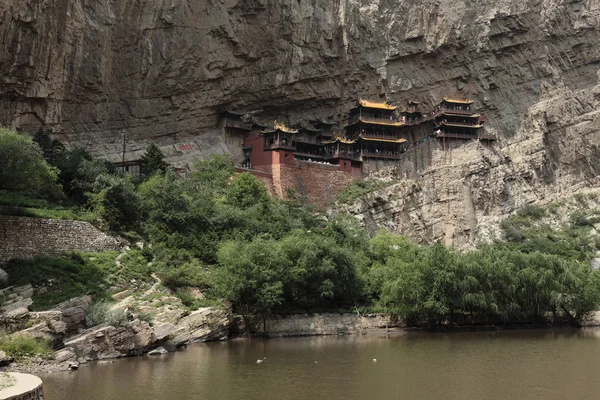 Hängande klostret Xuankong Si i Kina — Stockfoto