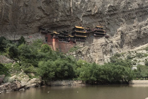 Hängande klostret Xuankong Si i Kina — Stockfoto