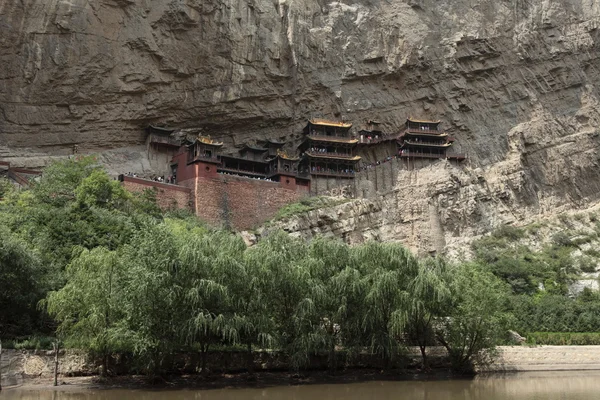 O mosteiro pendurado Xuankong Si na China — Fotografia de Stock