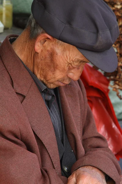 Yaşlı Çinli adam — Stok fotoğraf