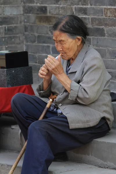 Chinesische Frau — Stockfoto