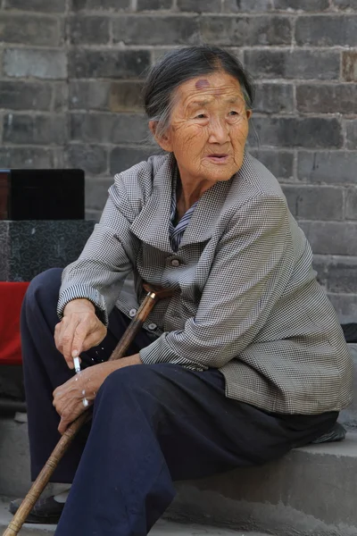 Kinesisk kvinna — Stockfoto