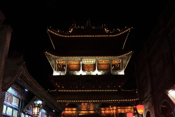 Městská brána Pingyao v Číně v noci — Stock fotografie