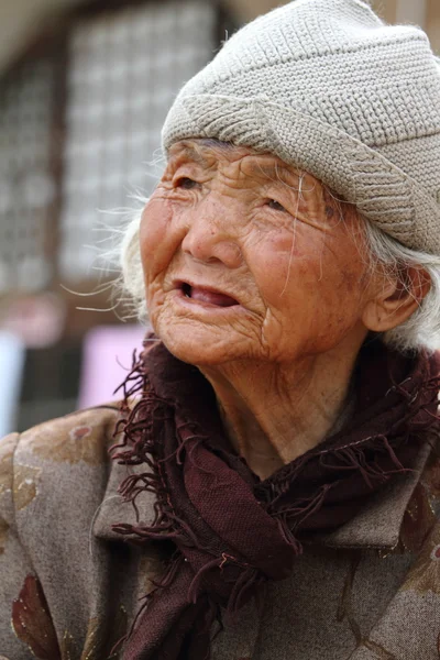 Uma mulher muito velha da China — Fotografia de Stock