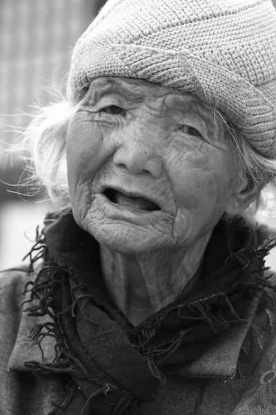 An Very Old Woman from China — Stock Photo, Image