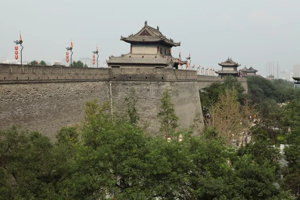 A histórica muralha da cidade de Xian na China — Fotografia de Stock