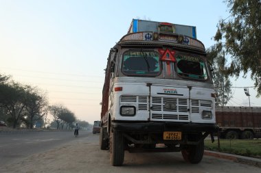 Hindistan'da kamyon