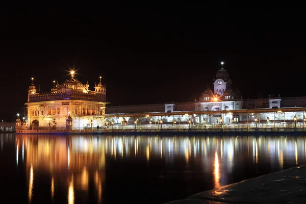 The Golden Temple of Amritsar in India — Stock Photo, Image