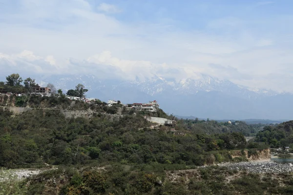 Kuzey Hindistan'da nehir manzara — Stok fotoğraf