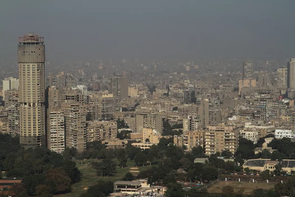 De stad van Cairo in de smog — Stockfoto