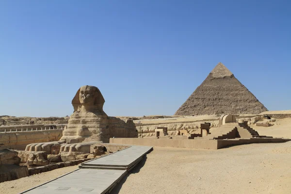 Pyramiderna och sfinxen i Egypten — Stockfoto