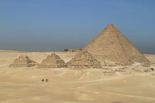 이집트의 스핑크스와 피라미드 — 스톡 사진