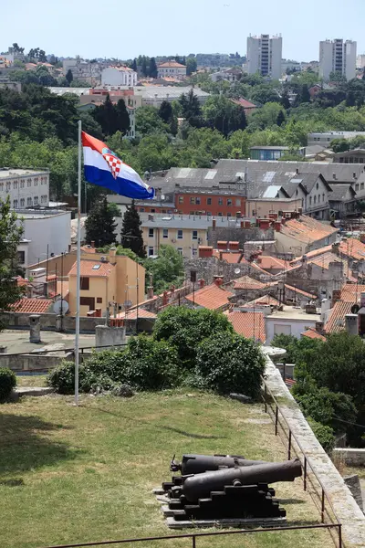 A fortaleza de Pula na Croácia — Fotografia de Stock