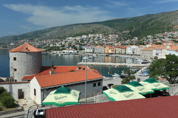 Staden senj vid Adriatiska havet i Kroatien — Stockfoto